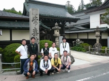 高野山で管理職研修を行いました